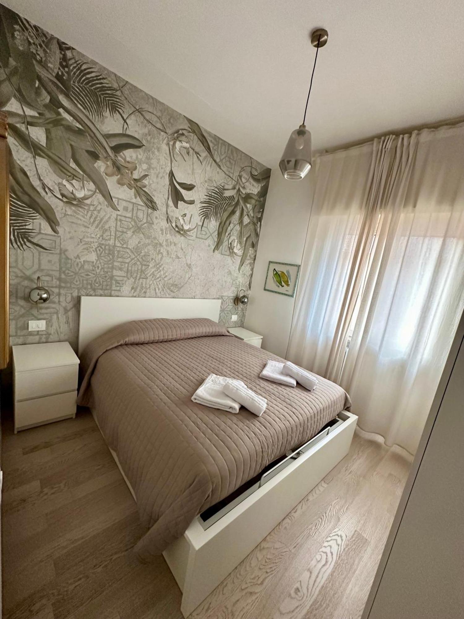 Rooftop-Marinacentro-Unique-Beach-Fun-Smart-Loveapt-Train-Park Rimini Eksteriør bilde